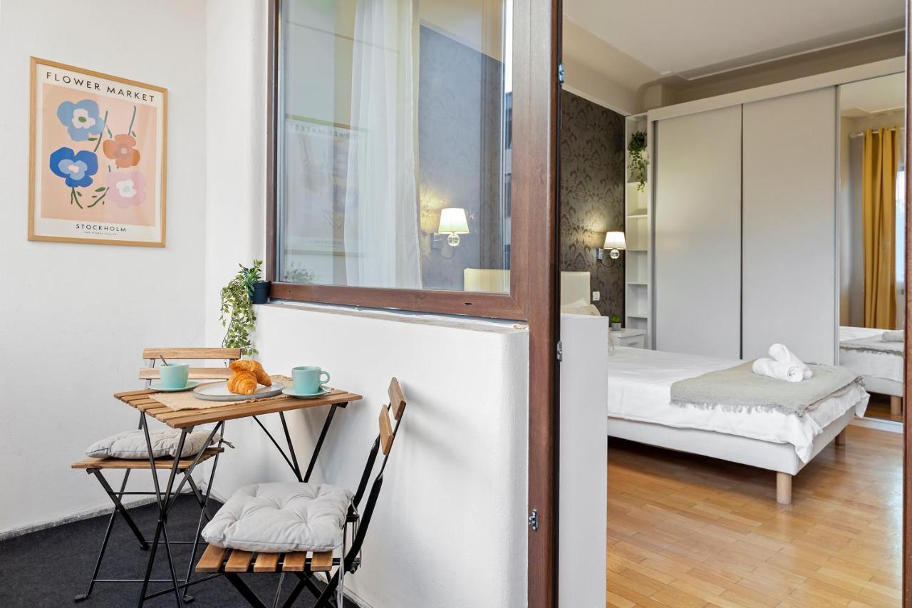 City Heart Retreat Elegant Apartment ブカレスト エクステリア 写真