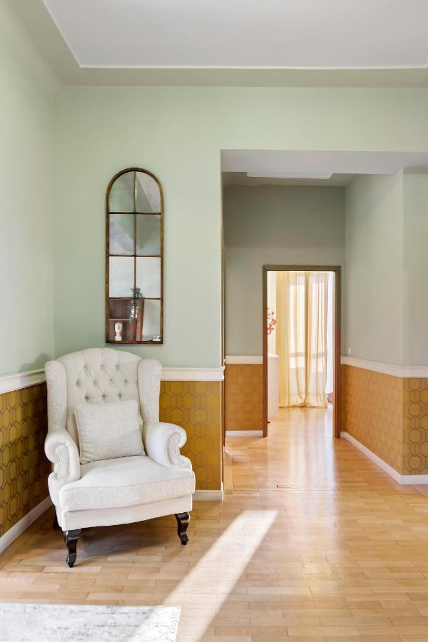 City Heart Retreat Elegant Apartment ブカレスト エクステリア 写真