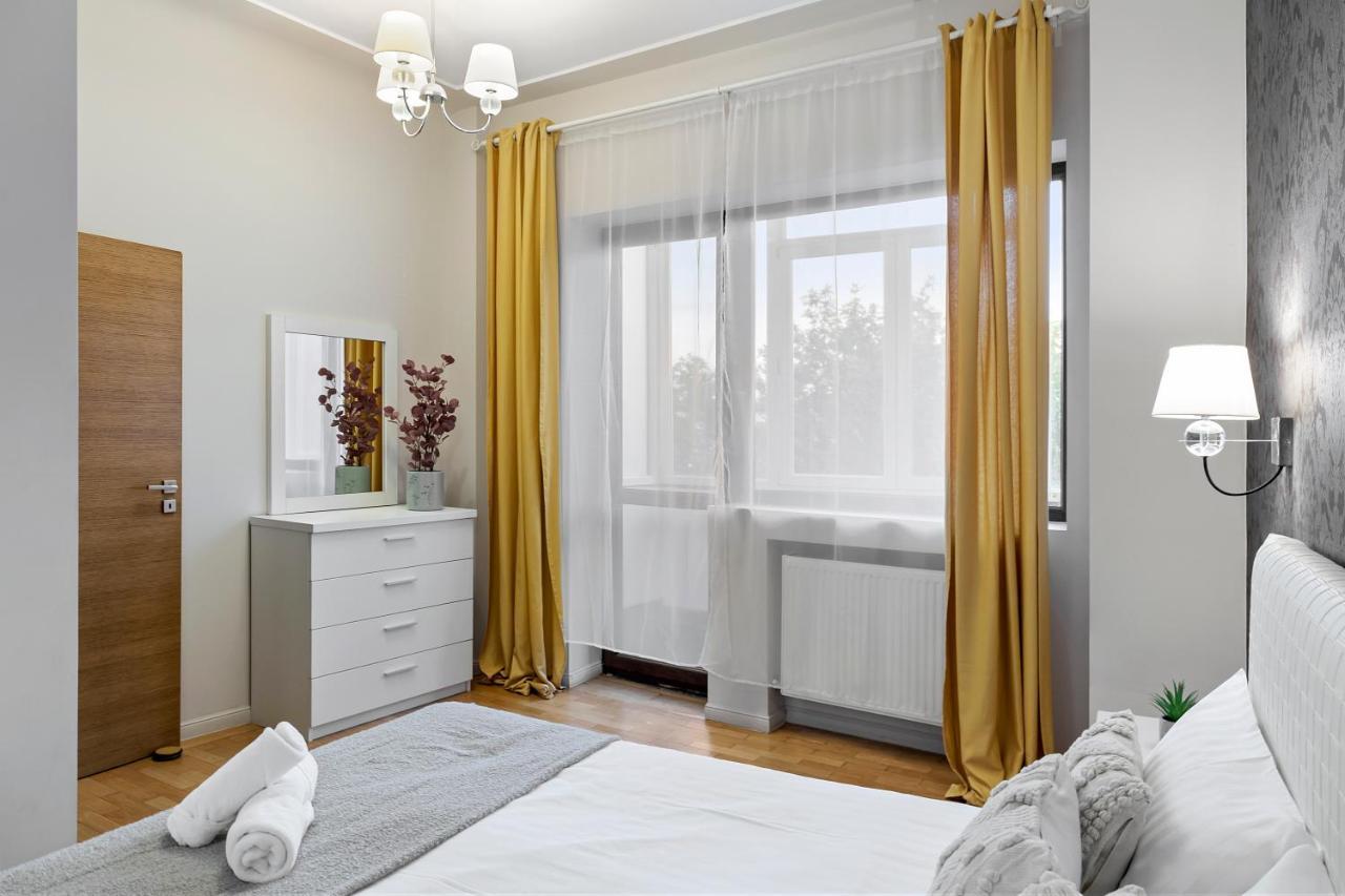 City Heart Retreat Elegant Apartment ブカレスト エクステリア 写真