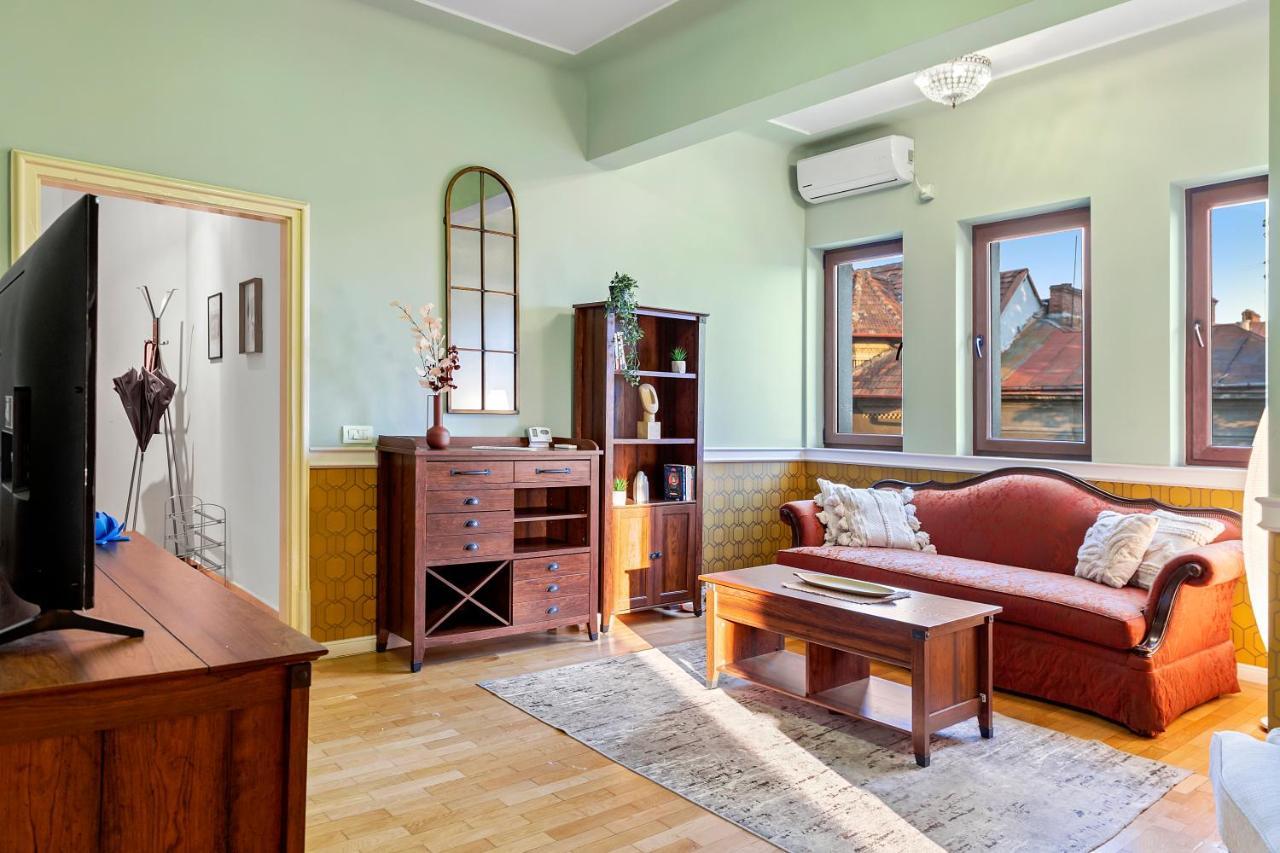 City Heart Retreat Elegant Apartment ブカレスト エクステリア 写真